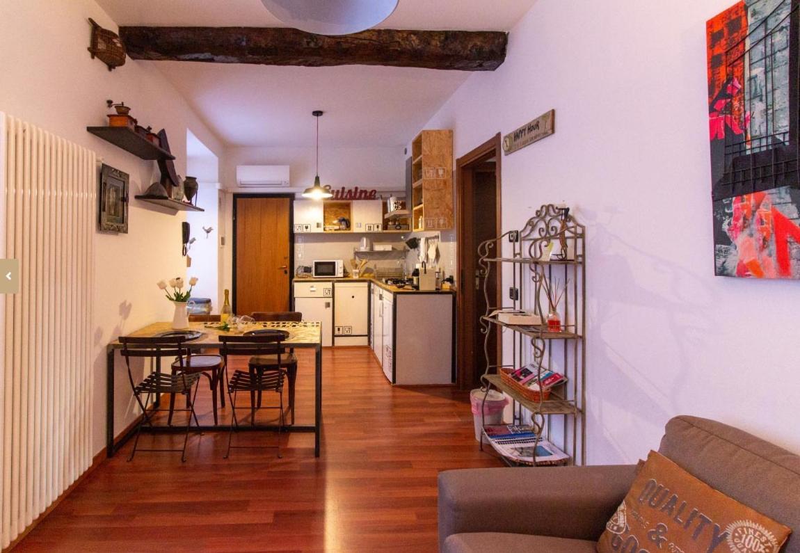Piazza Volta Apartment Como Kültér fotó