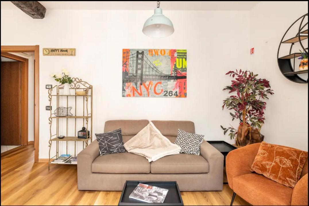 Piazza Volta Apartment Como Kültér fotó